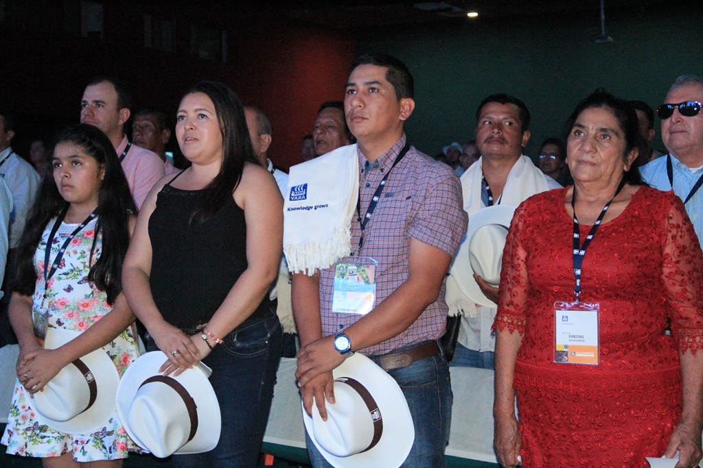 Esta iniciativa internacional nace con el propósito de reconocer al agricultor cafetero.